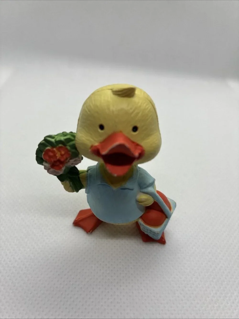 Vintage Duck Figurine Flowers Basket Resin Collectible Spring Easter Decor